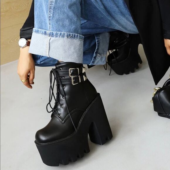 Black Dual Ankle Straps Platform Heel Combat Boots NEW - Picture 2 of 5